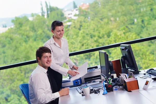 Business in een vergadering op kantoor — Stockfoto