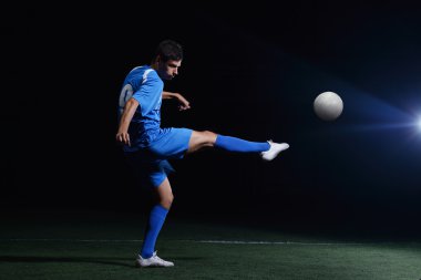 futbol oyuncusu