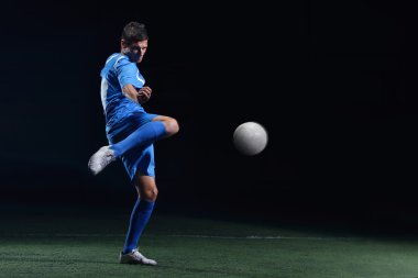 futbol oyuncusu
