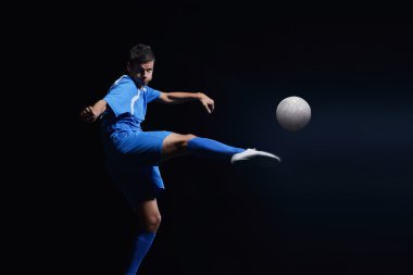 futbol oyuncusu