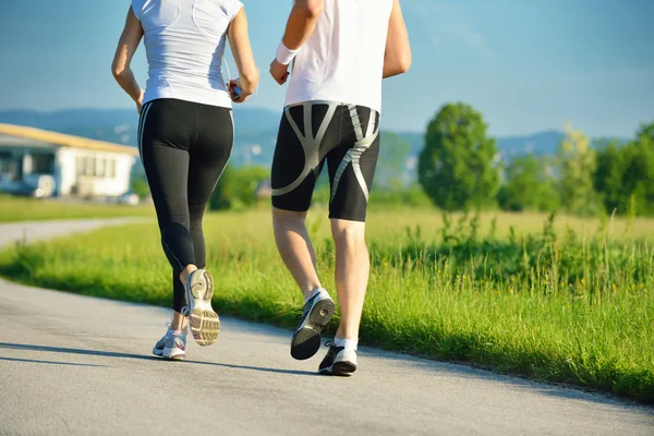 Casal jogging — Fotografia de Stock