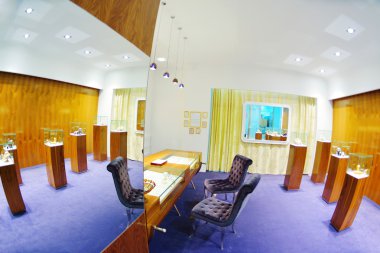 mücevher dükkanı kapalı