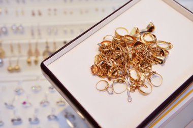 mücevher dükkanı kapalı