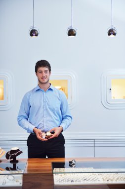 mücevher dükkanı işletme