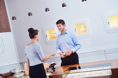 mücevher dükkanı işletme