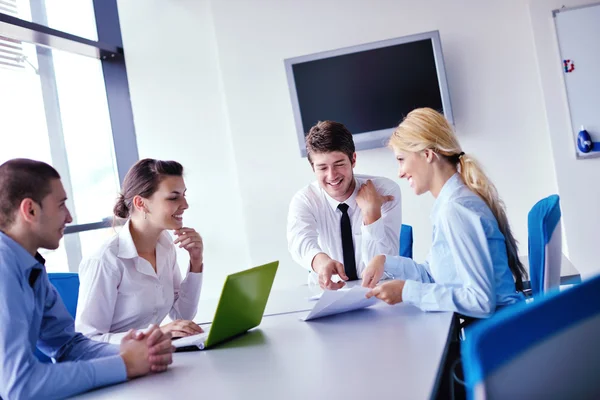 Business in een vergadering op kantoor — Stockfoto