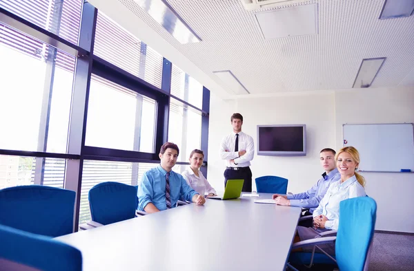 Negócios em uma reunião no escritório — Fotografia de Stock