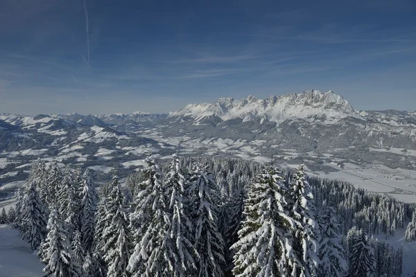 Berg vinterlandskap — Stockfoto