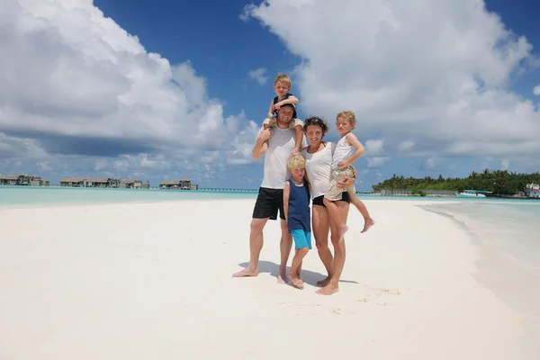 Bonne famille en vacances — Photo