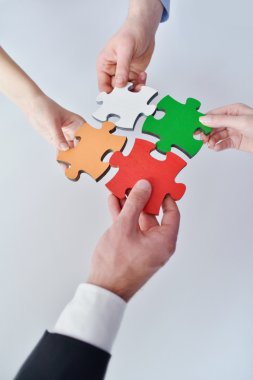 Parçalı bulmaca montaj iş grubu
