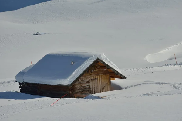 Montagna inverno natura — Foto Stock