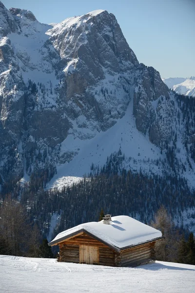 Gebirgslandschaft im Winter — Stockfoto