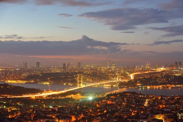 İstanbul Türkiye Boğazı Köprüsü — Stok fotoğraf