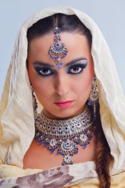 güzel kadın lüks makyaj