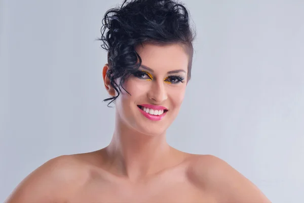 Krásná žena s luxusní make-up — Stock fotografie