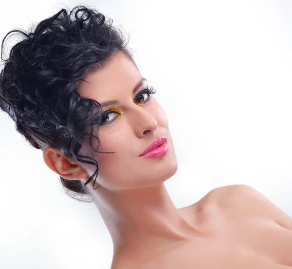 Schöne Frau mit Luxus-Make-up — Stockfoto