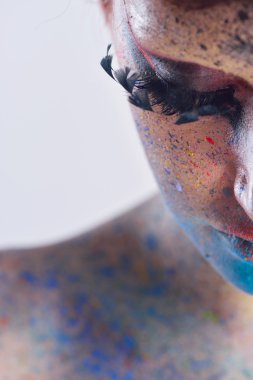 lüks makyaj ile güzel bir kadın