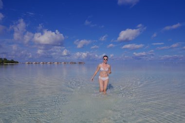 mutlu kadın zevk yaz saati