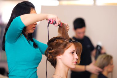 lüks makyaj ile güzel bir kadın