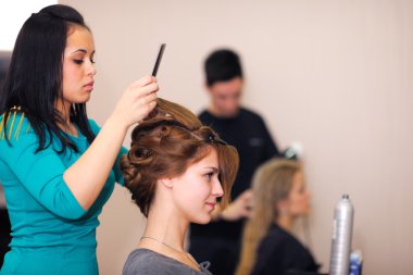 lüks makyaj ile güzel bir kadın