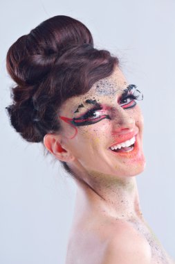 lüks makyaj ile güzel bir kadın