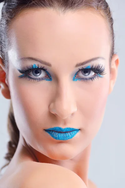 Krásná žena s luxusní make-up — Stock fotografie