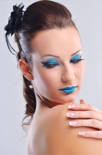 Krásná žena s luxusní make-up — Stock fotografie