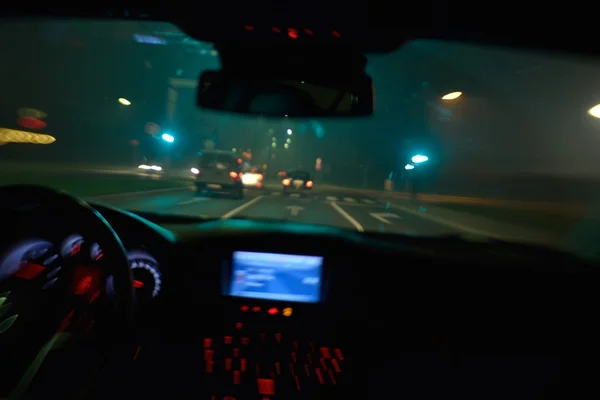Νύχτα αυτοκίνητο οδήγησης — Φωτογραφία Αρχείου