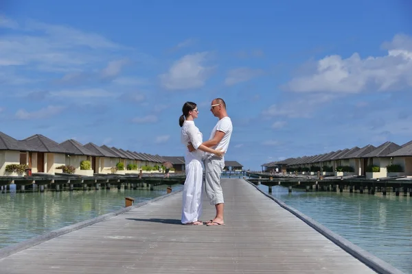 Happy young couple have fun on summer — Stock Photo, Image