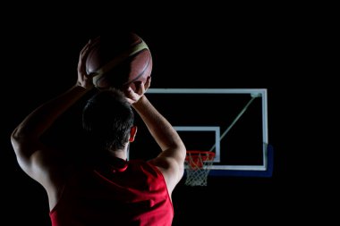 Basketbolcu iş başında