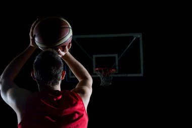 Basketbolcu iş başında