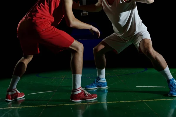 Basketballspieler in Aktion — Stockfoto