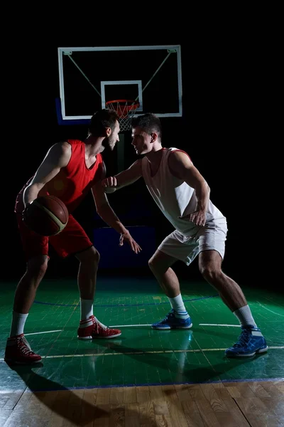 Jogador de basquete em ação — Fotografia de Stock