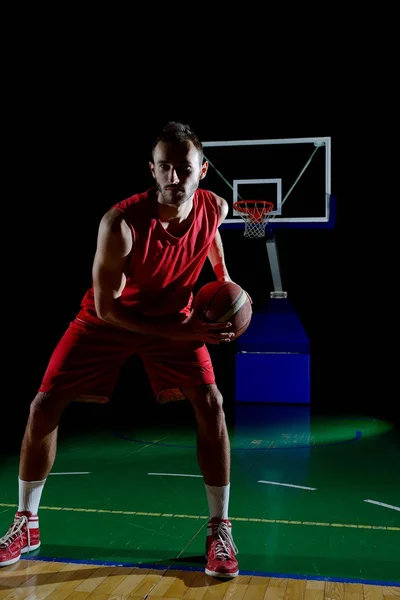 Basketbalista v akci — Stock fotografie