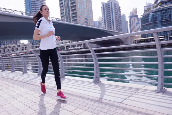 Woman jogging at morning — Stock Photo, Image