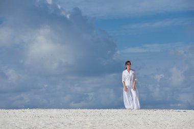 mutlu kadın zevk yaz saati