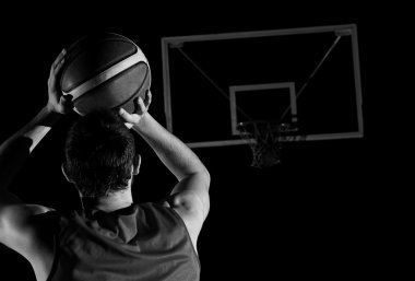 Basketbolcu iş başında