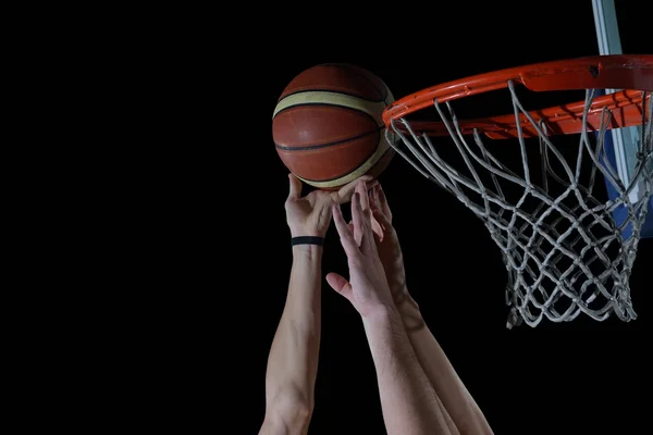 Jugador de baloncesto en acción — Foto de Stock