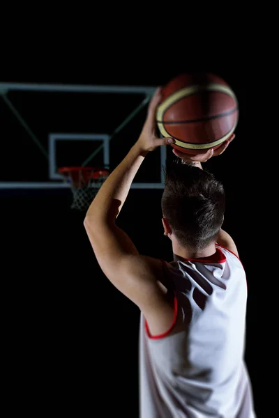 Basketballspieler in Aktion — Stockfoto