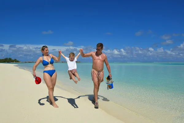 Famiglia felice in vacanza — Foto Stock