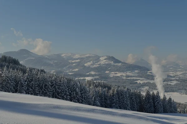 Paysage de montagne d'hiver — Photo