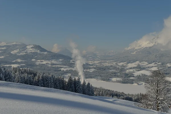 Paysage de montagne d'hiver — Photo