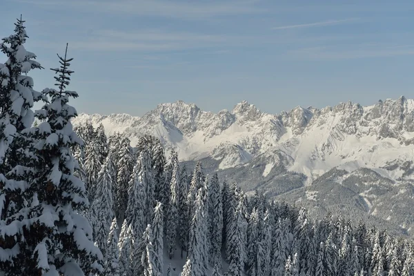 Paysage de montagne d'hiver — Photo