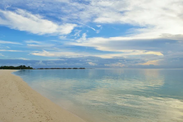 Tropical beach landscape — Stock Photo, Image