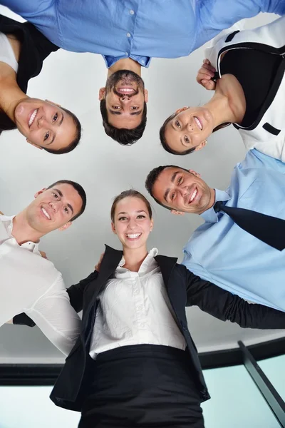 Mensen uit het bedrijfsleven groep toetredende handen — Stockfoto