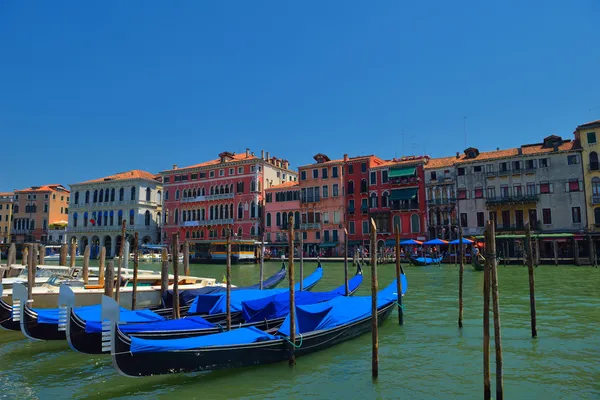 Gondolas moored by Saint Mark square — Stock Photo, Image