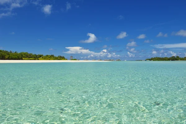 Tropical beach — Stock Photo, Image