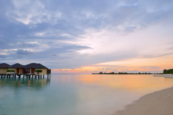 Casa de agua tropical villas — Foto de Stock