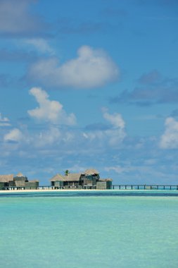 tropikal su ev Villa