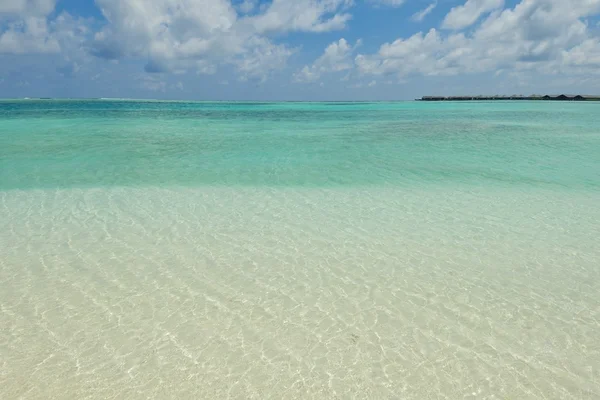 Tropical beach — Stock Photo, Image